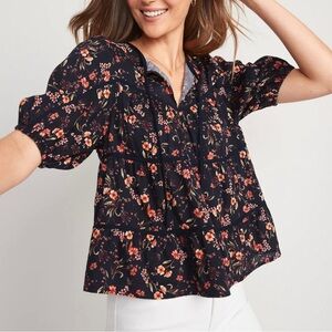 Old Navy Floral Navy Tiered Blouse